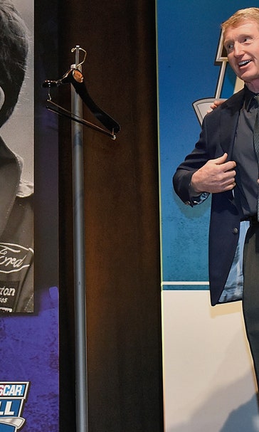 Just awesome: Bill Elliott leads the 2015 class into Hall of Fame